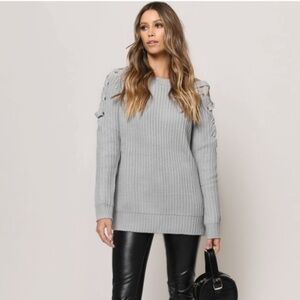 TOBI LACE UP GRAY SWEATER‎ | SZ S